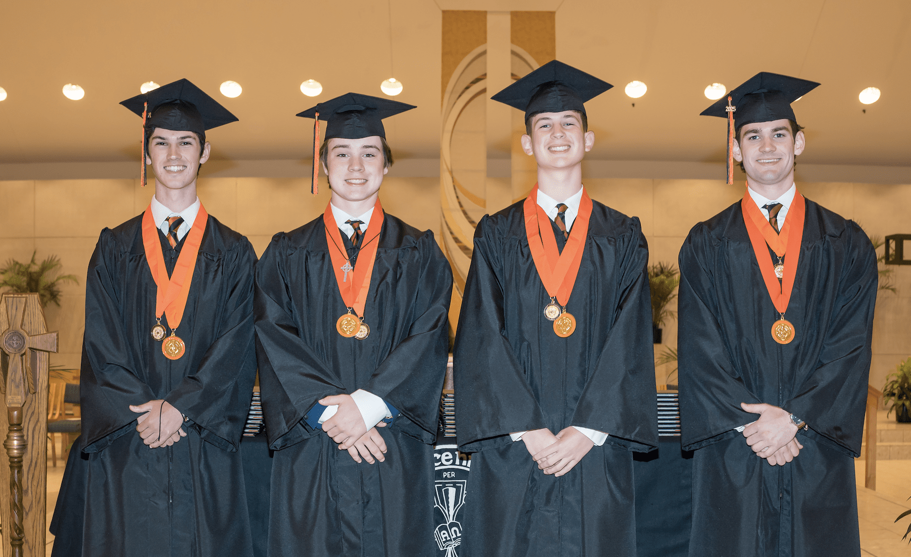 grad photo 2025 vals sal.png